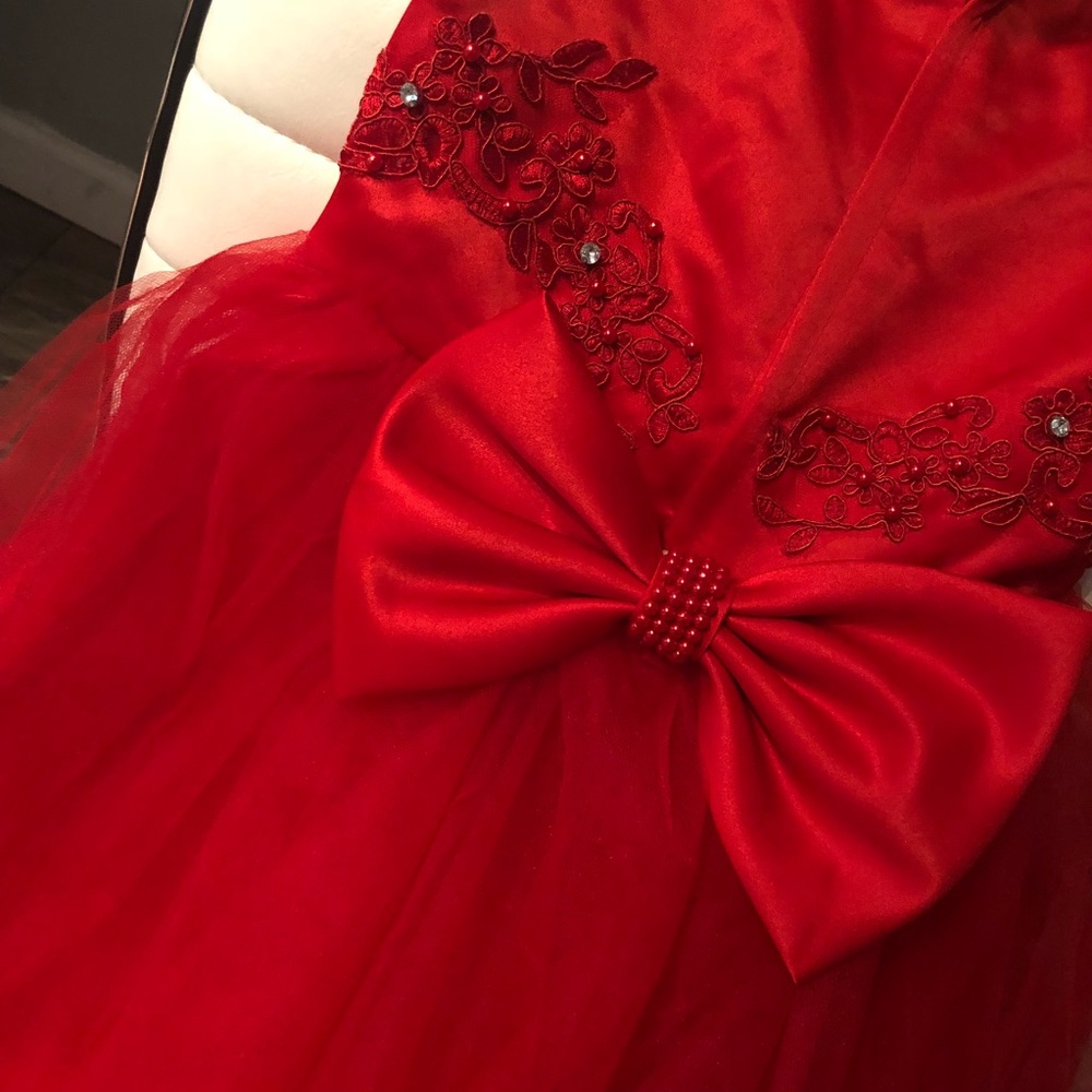 Red princess ruffle girl dresss - Picture 2 of 8